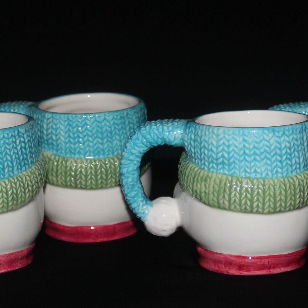 Delightful Frosty Snowman Mugs | Set of 4 Christmas Stuffins Mugs | Liv Canada - Picture 4 of 7